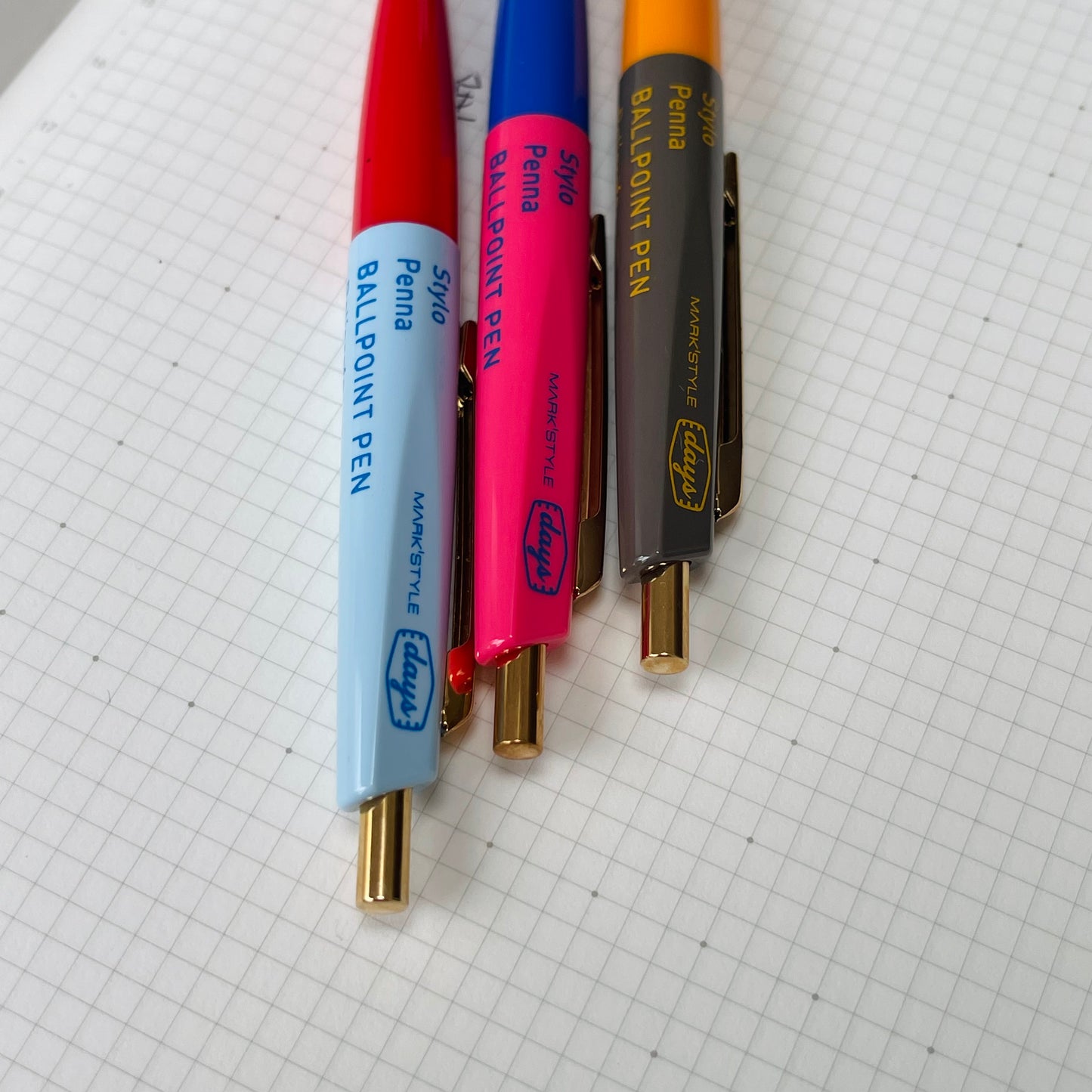 Retro mini ballpoint pen | Anterique x Mark's