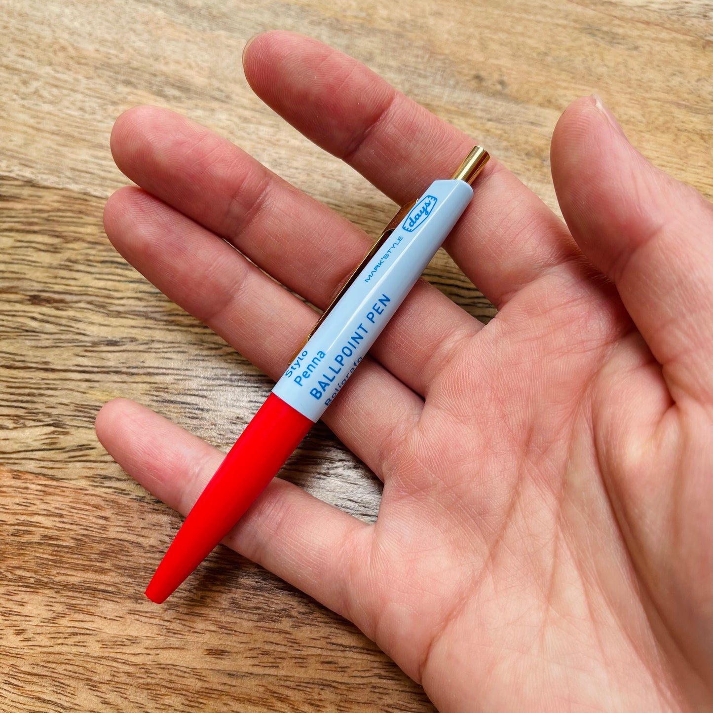 Retro mini ballpoint pen | Anterique x Mark's