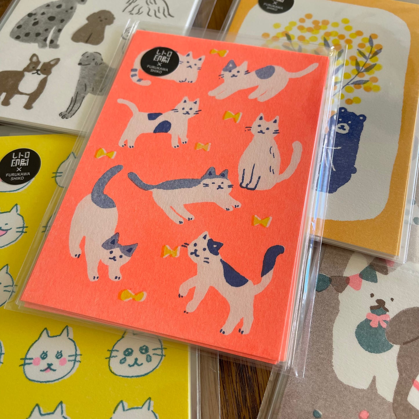 Retro printed postcard < Cat collection >