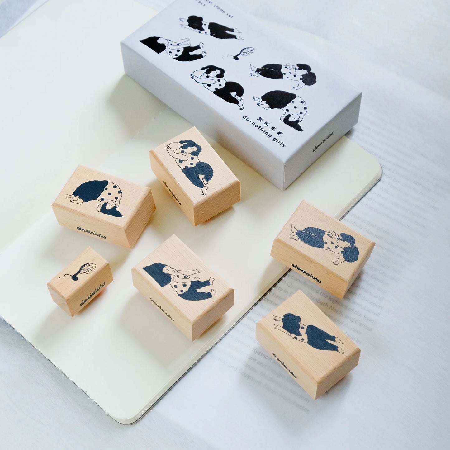 Do-nothing Girls - Wooden Stamp Set
