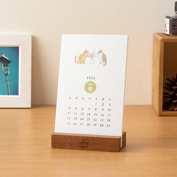 MIDORI Standing Calendar 2026 - Cat pattern