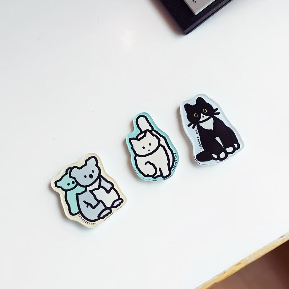 Magnet < White cat >
