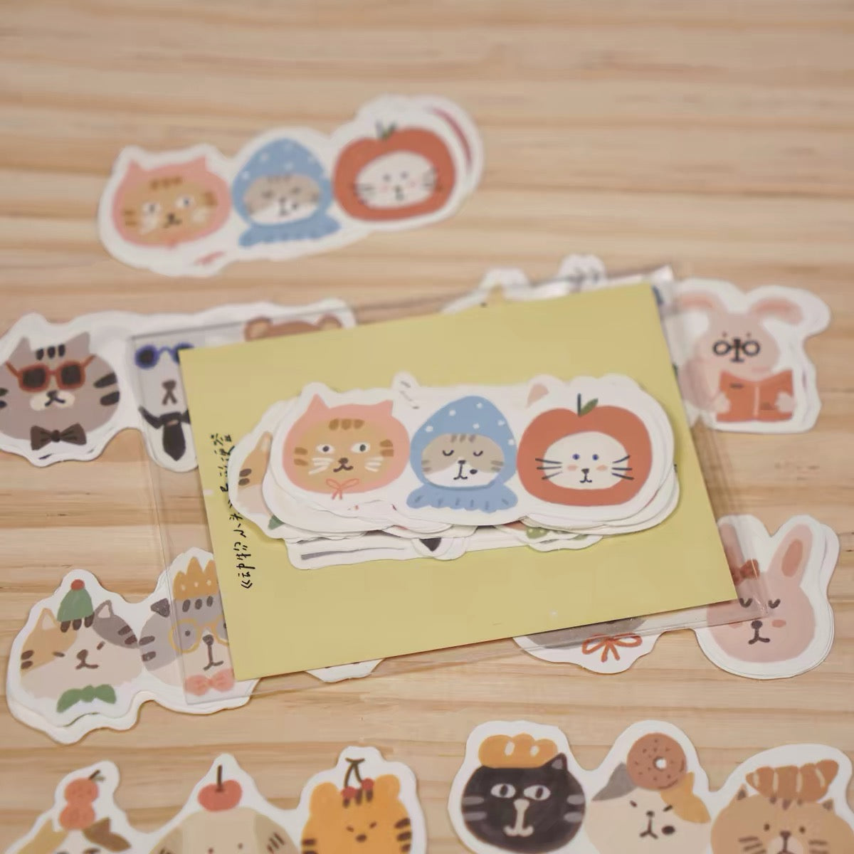 Dress-up Animal Die-Cut Memo Notes